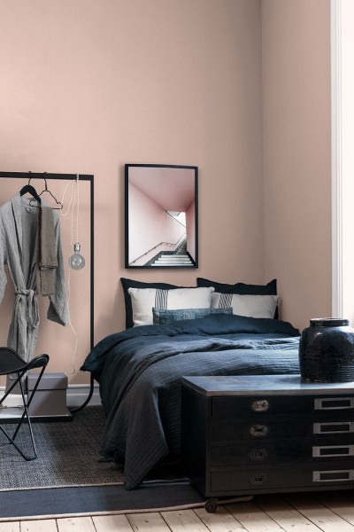 PinkBlush-1_Image_Roomshot_Bedroom_Item_7989